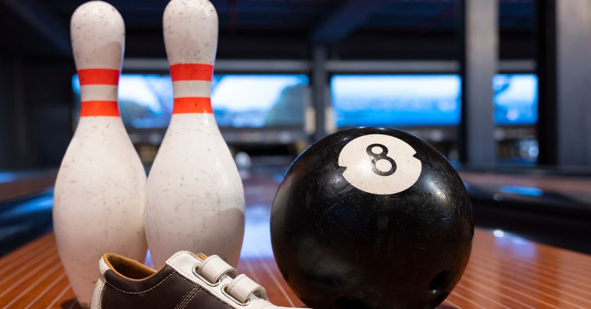 How much would month to month bowling alley cost​